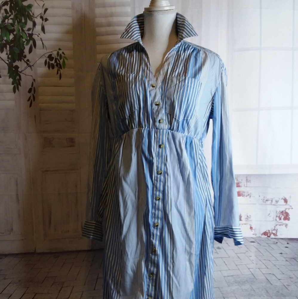 Motherhood Maternity long sleeve blue striped button down dress size S